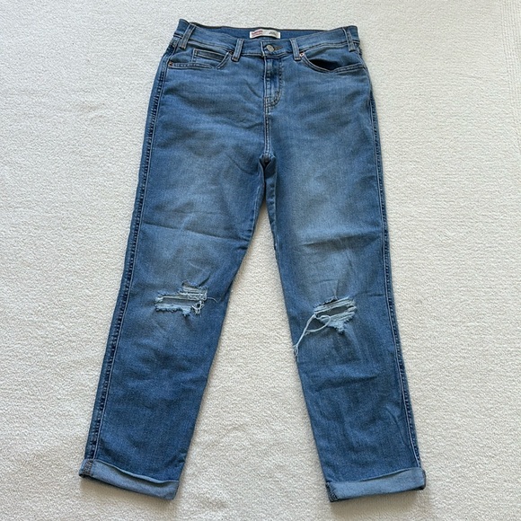 Signature by Levi Strauss Denim - Levi Strauss Signature Heritage Boyfriend size 6. Excellent condition!